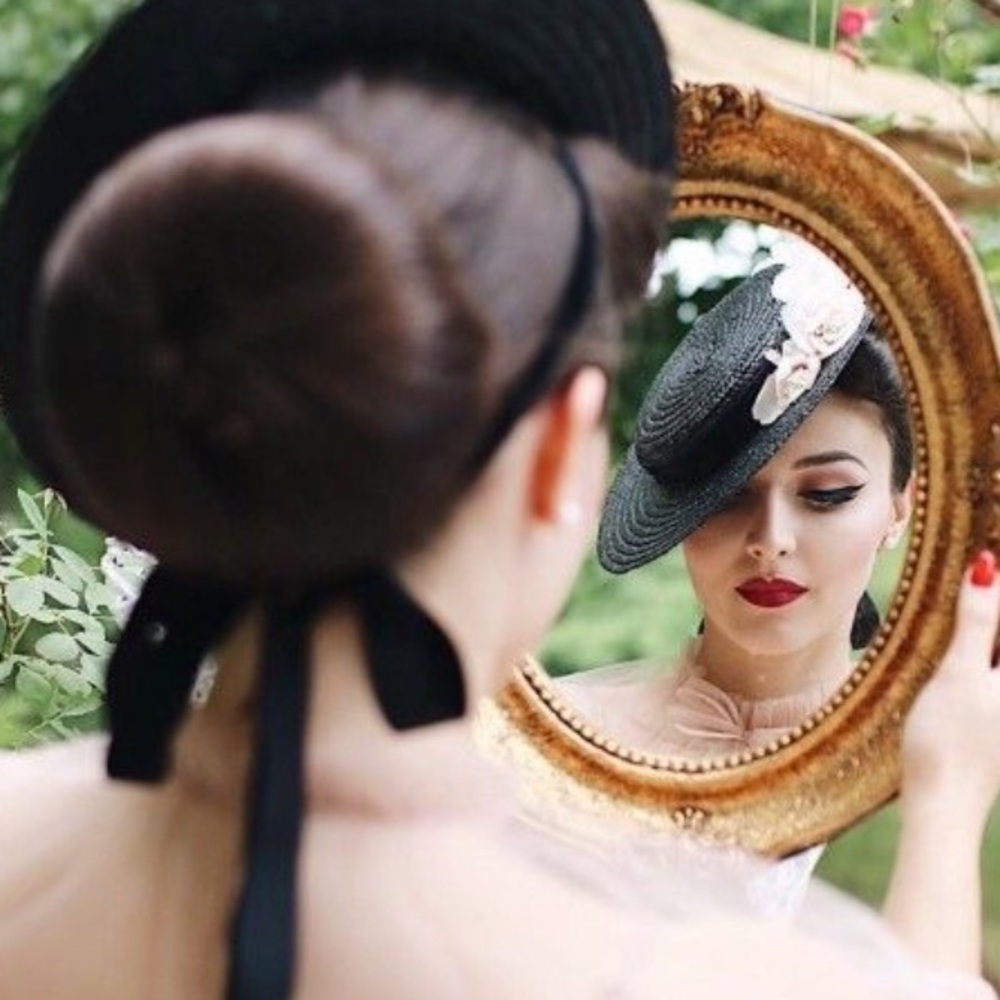 Meet your Posher, Dolchee